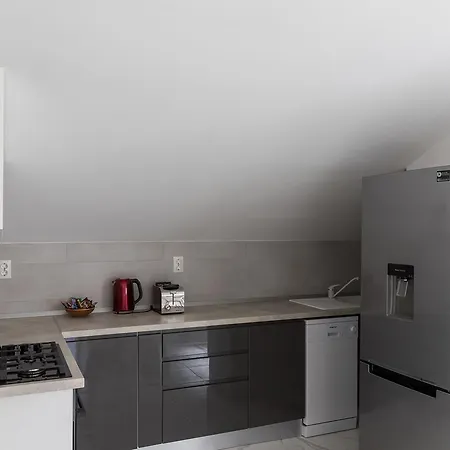 Apartment Hedonist